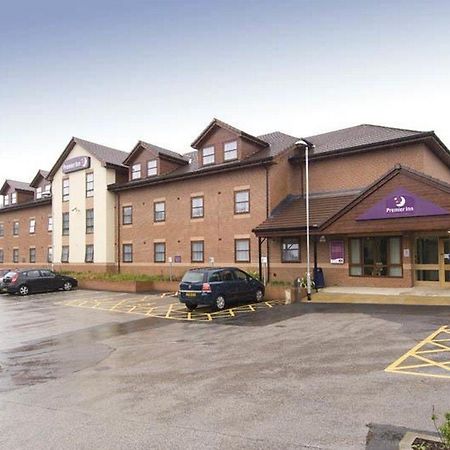 Premier Inn Ripley Рипли Екстериор снимка