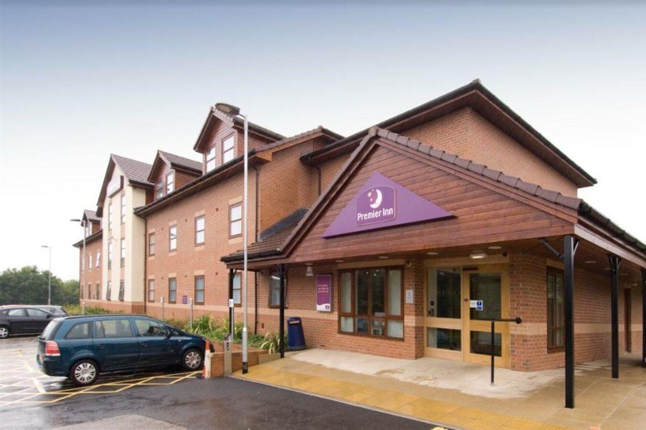 Premier Inn Ripley Рипли Екстериор снимка