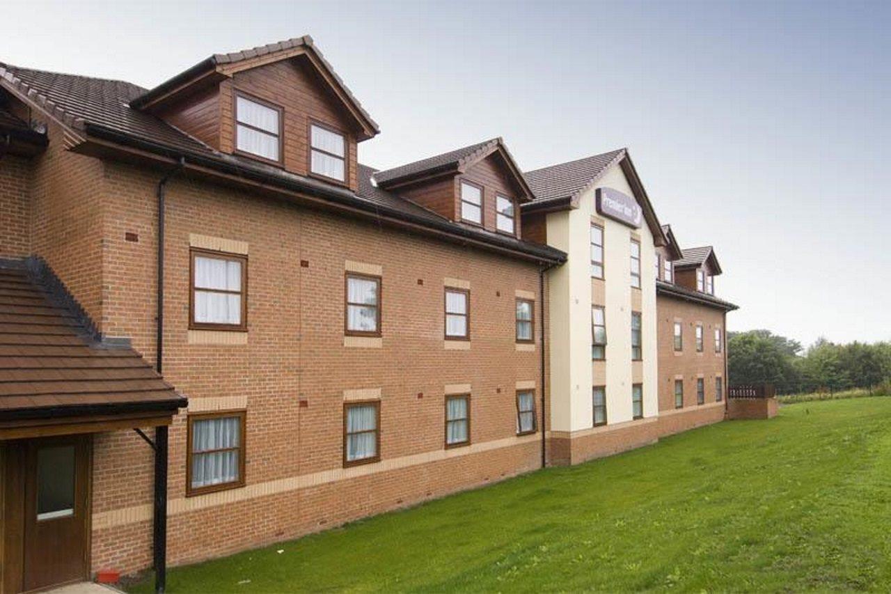 Premier Inn Ripley Рипли Екстериор снимка