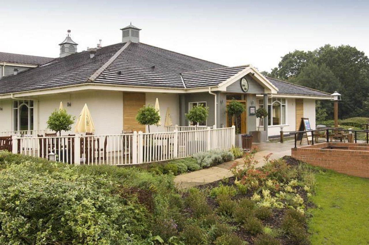 Premier Inn Ripley Рипли Екстериор снимка