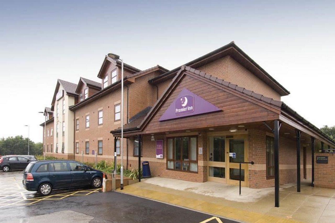 Premier Inn Ripley Рипли Екстериор снимка
