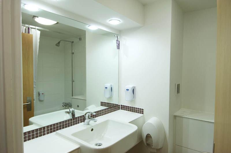 Premier Inn Ripley Рипли Екстериор снимка