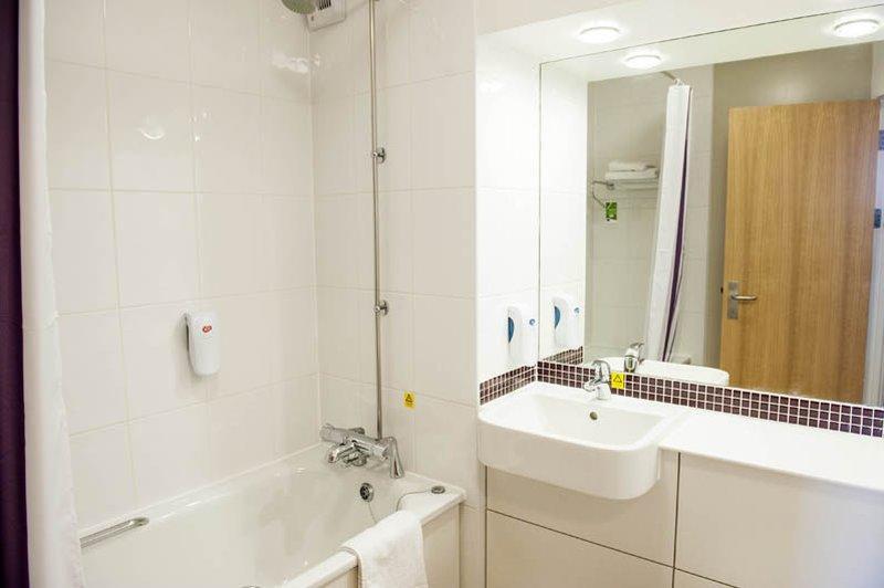 Premier Inn Ripley Рипли Екстериор снимка
